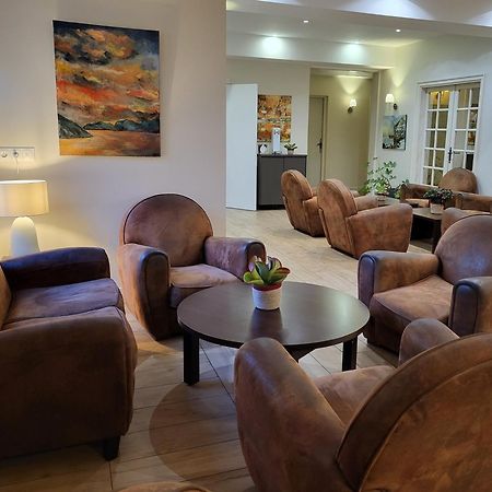 Best Western Blanche de Castille Dourdan Exterior foto