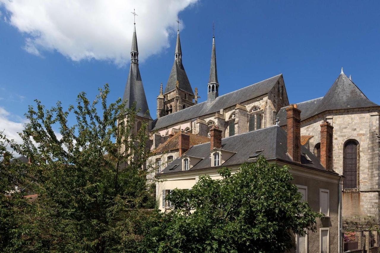 Best Western Blanche de Castille Dourdan Exterior foto