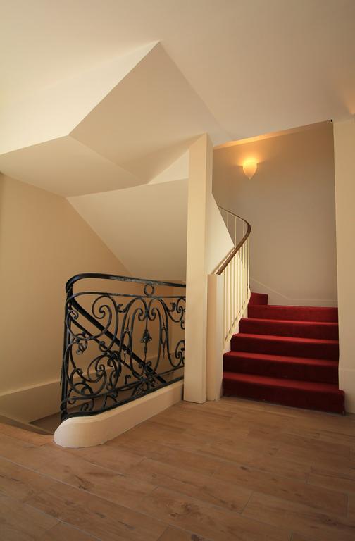 Best Western Blanche de Castille Dourdan Exterior foto